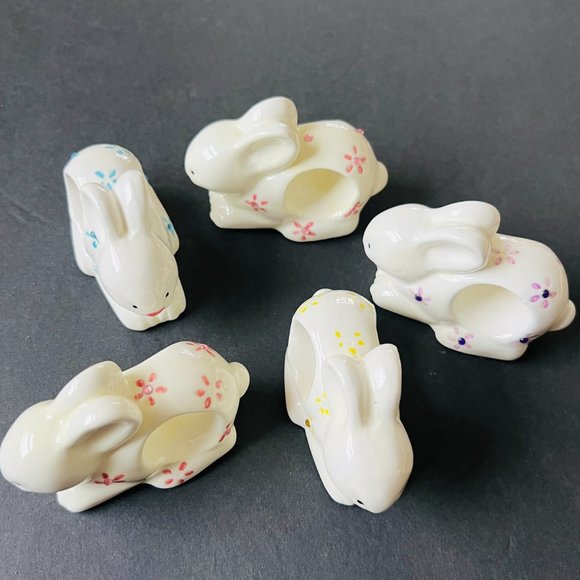 VINTAGE Set of 5 Bunny Napkin Rings with Design EUC - Picture 1 of 6